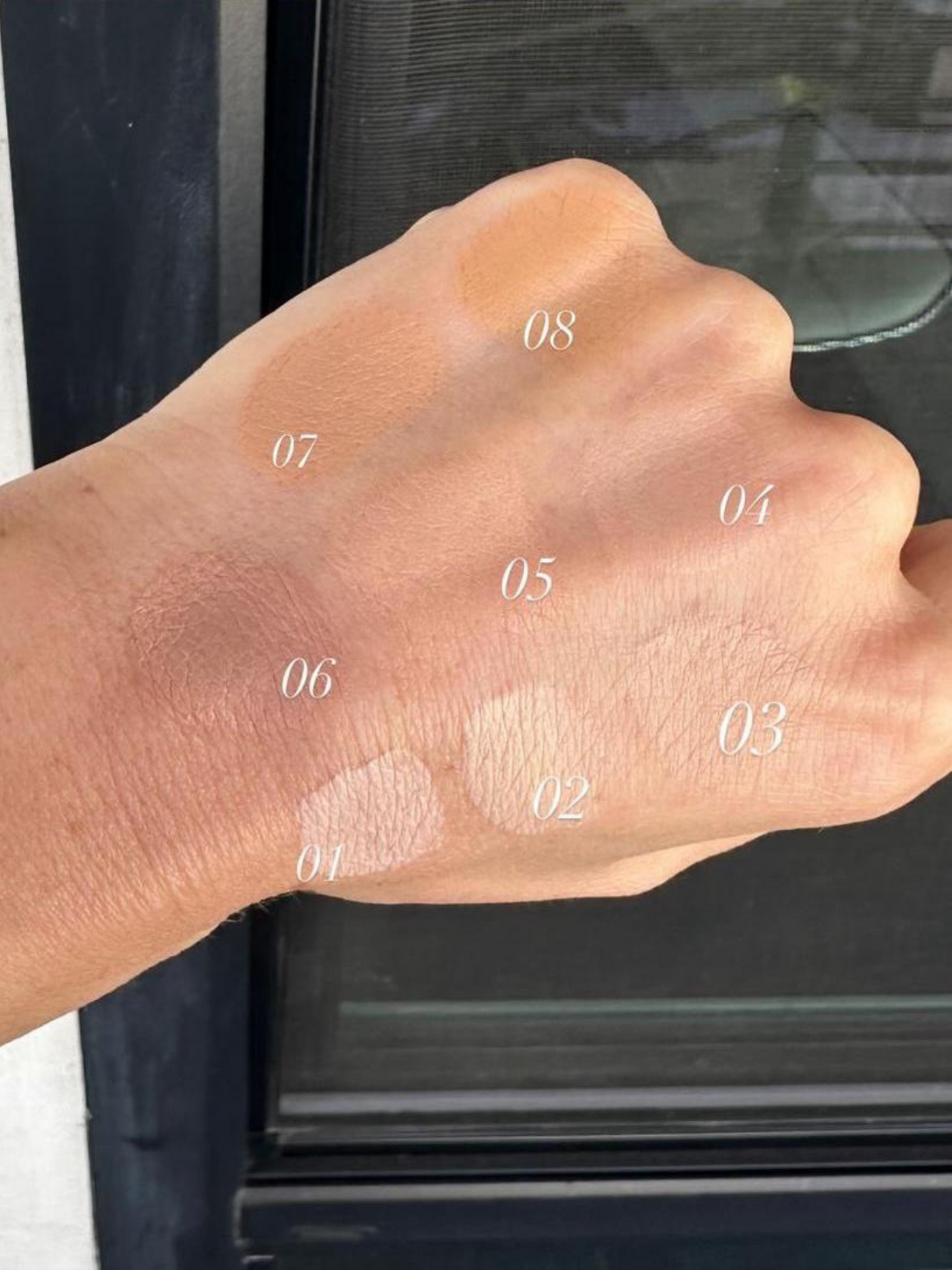 #color_07-medium-light-n-w